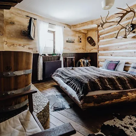 Мотель Road Stop