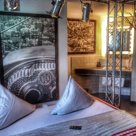 Road Stop 3* Дортмунд