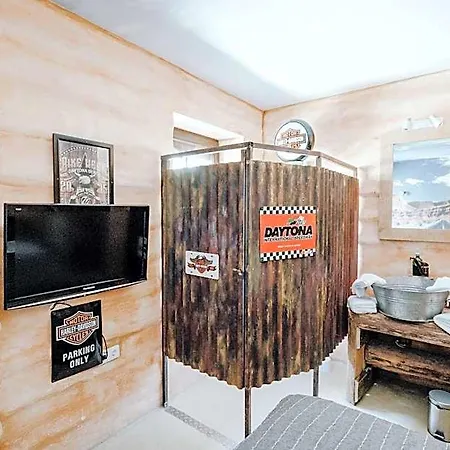 Road Stop Motel